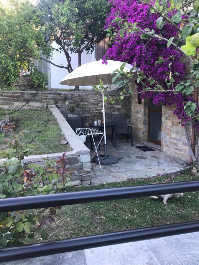 Margis Studio Xinovrisi Bagian luar foto