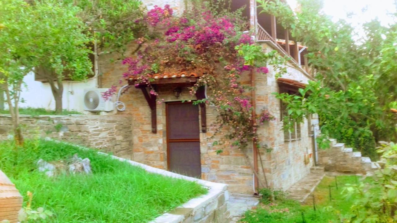 Margis Studio Xinovrisi Bagian luar foto